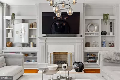 1013 Clinton Street, Philadelphia, PA 19107 - Photo 4