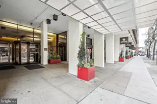 1326 Spruce St, Philadelphia, PA 19107 - Photo 2