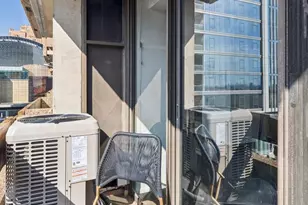 1326 Spruce St, Philadelphia, PA 19107 - Photo 26