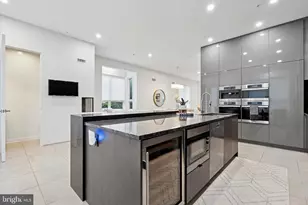 707 S 15th St, Philadelphia, PA 19146 - Photo 12