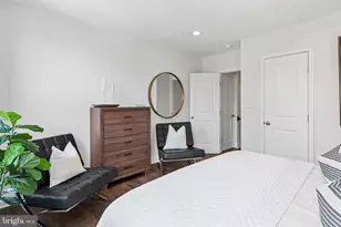 1911 S 11th St, Philadelphia, PA 19148 - Photo 16