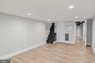 1911 S 11th St, Philadelphia, PA 19148 - Photo 22