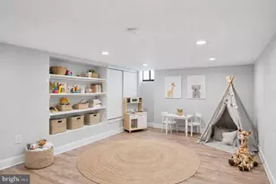 1911 S 11th St, Philadelphia, PA 19148 - Photo 24