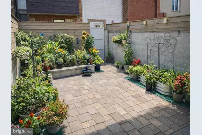 1911 S 11th Street, Philadelphia, PA 19148 - Photo 14