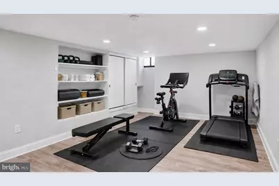 1911 S 11th Street, Philadelphia, PA 19148 - Photo 24