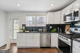 1911 S 11th St, Philadelphia, PA 19148 - Photo 10