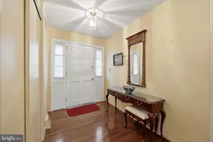 757 W Allens Ln, Philadelphia, PA 19119 - Photo 4