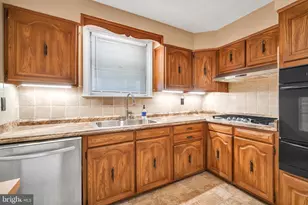 2949 Tremont St, Philadelphia, PA 19136 - Photo 6