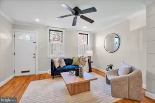 823 S 10th St, Philadelphia, PA 19147 - Photo 4