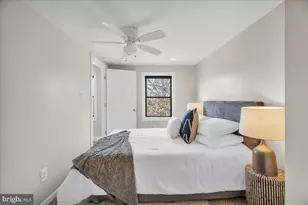 823 S 10th St, Philadelphia, PA 19147 - Photo 18