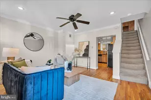 823 S 10th St, Philadelphia, PA 19147 - Photo 6