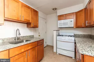 2041 N 15th St, Philadelphia, PA 19121 - Photo 2