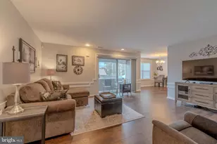 73207 Delaire Landing Rd, Philadelphia, PA 19114 - Photo 8