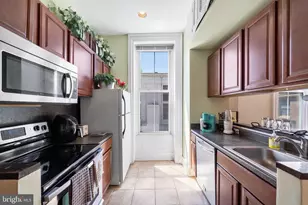 308 S 13th St, Philadelphia, PA 19107 - Photo 4