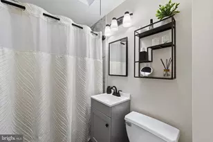 2933 Lardner St, Philadelphia, PA 19149 - Photo 20