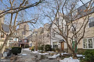 2136 St James St, Philadelphia, PA 19103 - Photo 2