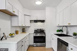 4643 Pine St, Philadelphia, PA 19143 - Photo 10