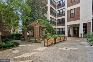 315 New St, Philadelphia, PA 19106 - Photo 14