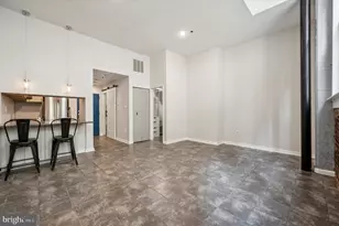 315 New St, Philadelphia, PA 19106 - Photo 8