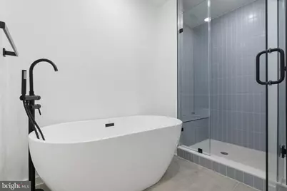 1602 Locust Street #302, Philadelphia, PA 19103 - Photo 10