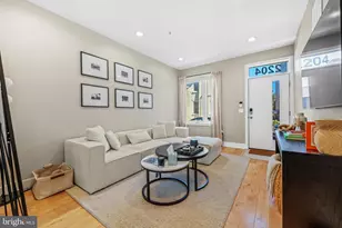 2204 E Albert St, Philadelphia, PA 19125 - Photo 4