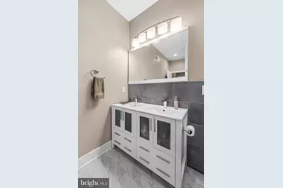 2204 E Albert Street, Philadelphia, PA 19125 - Photo 14
