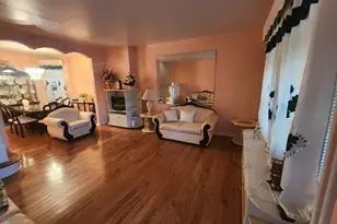 352 N Simpson Street S, Philadelphia, PA 19139 - Photo 2
