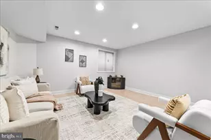 1000 S Dorrance St, Philadelphia, PA 19146 - Photo 32