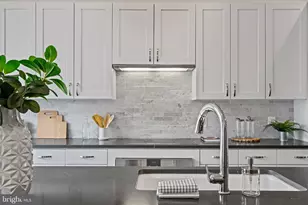 410 S Front St, Philadelphia, PA 19147 - Photo 12