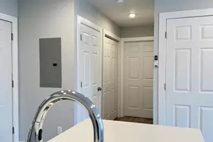 2809 S Warnock St, Philadelphia, PA 19148 - Photo 8