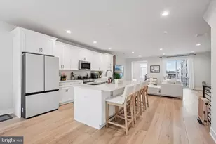 2150 Northbank Pl, Philadelphia, PA 19125 - Photo 10