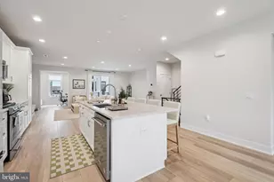 2150 Northbank Pl, Philadelphia, PA 19125 - Photo 12