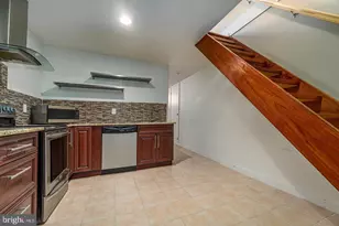 1910 Fairmount Ave, Philadelphia, PA 19130 - Photo 10