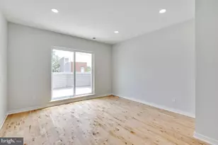 1320 S 31st St, Philadelphia, PA 19146 - Photo 16