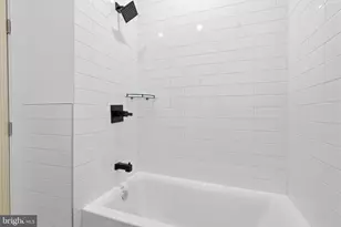 458 W Earlham Ter, Philadelphia, PA 19144 - Photo 20