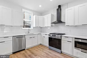 458 W Earlham Ter, Philadelphia, PA 19144 - Photo 10