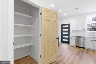 458 W Earlham Ter, Philadelphia, PA 19144 - Photo 16