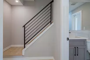 769 S 10th St, Philadelphia, PA 19147 - Photo 4