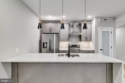 752 S 16th Street #2A, Philadelphia, PA 19146 - Photo 4