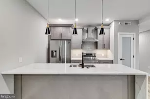 752 S 16th St, Philadelphia, PA 19146 - Photo 4