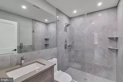 752 S 16th Street #2A, Philadelphia, PA 19146 - Photo 16