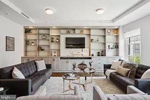 233 Chestnut St, Philadelphia, PA 19106 - Photo 1