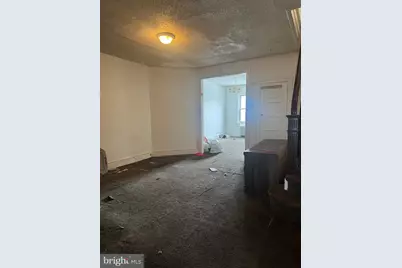 5848 Angora Terrace, Philadelphia, PA 19143 - Photo 4