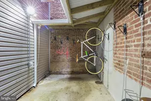 1935 E Hazzard St, Philadelphia, PA 19125 - Photo 16