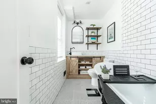 503 Queen St, Philadelphia, PA 19147 - Photo 32