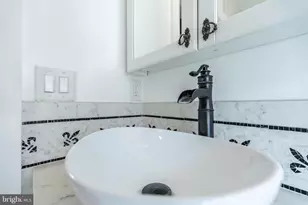 503 Queen St, Philadelphia, PA 19147 - Photo 48