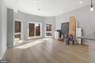 919 N 15th St, Philadelphia, PA 19130 - Photo 8