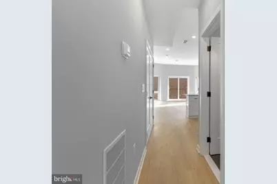 919 N 15th Street #2, Philadelphia, PA 19130 - Photo 10
