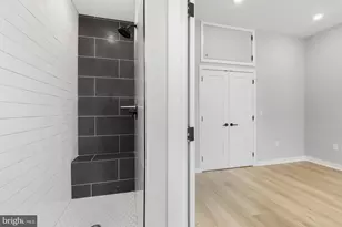 919 N 15th St, Philadelphia, PA 19130 - Photo 26