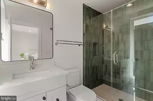 954 N 6th St, Philadelphia, PA 19123 - Photo 34